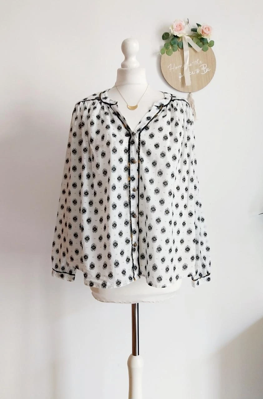 Blusa holgada blanca roto 100% algodón con motivo negro y mostaza Louizon Tail – photo 2